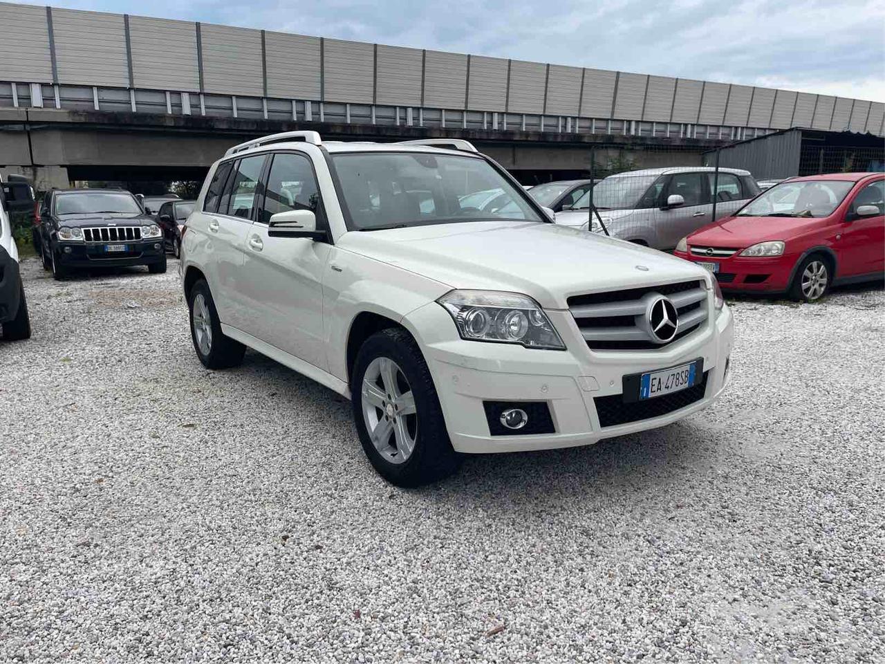 MERCEDES - BENZ - GLK 220 CDI - 4 MATIC BLUE EFFICIENCY - CHROME