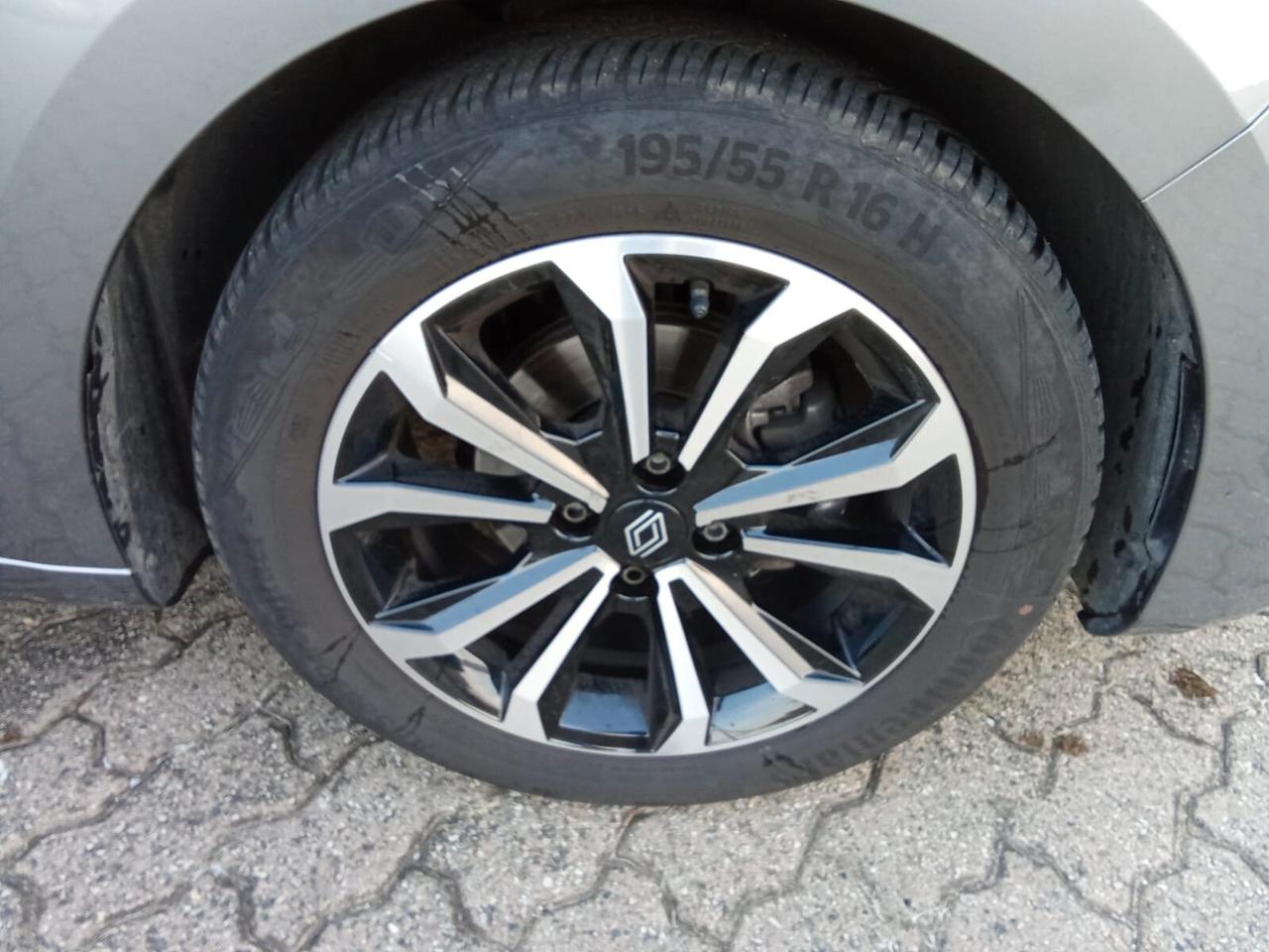 Renault Clio TCe 90 CV 5 porte Techno