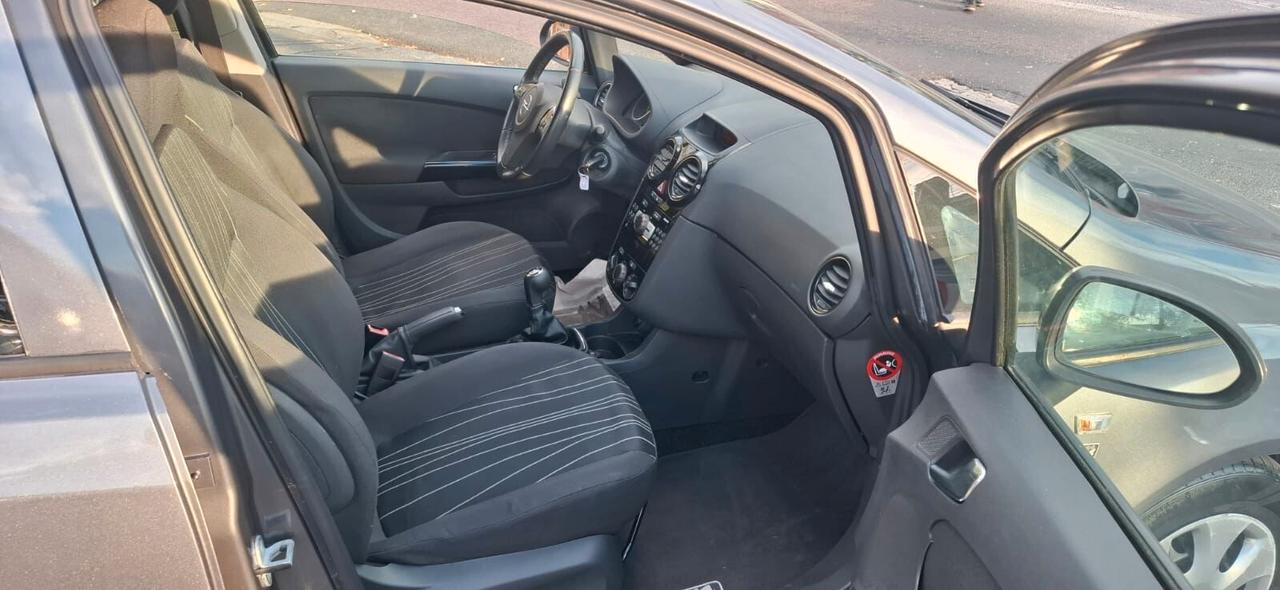 Opel Corsa 1.2 80CV 5 porte GPL-TECH Club