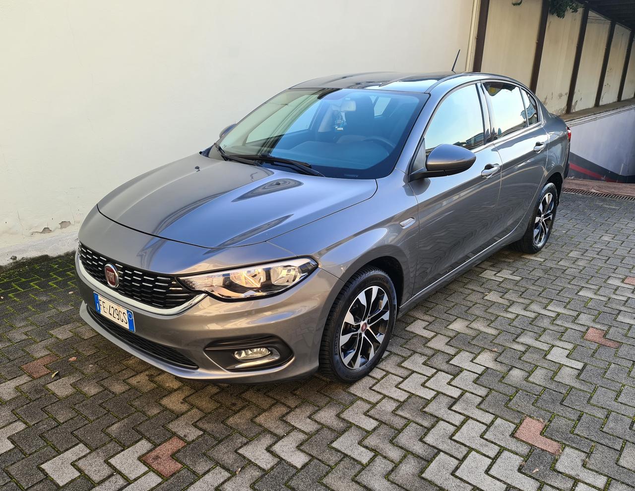 Fiat Tipo 1.6 Mjt 4 porte Lounge - km certif.