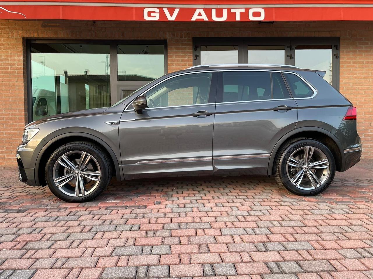 Volkswagen Tiguan 2.0 TDI SCR DSG 4MOTION R Line