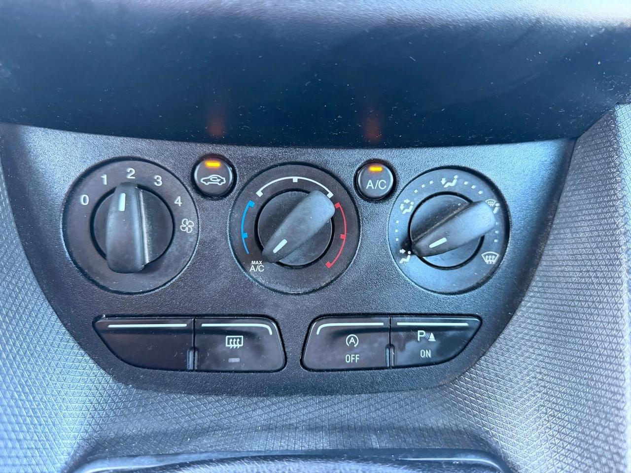 FORD TRANSIT CONNECT 1.5 PASSO LUNGO 5 POSTI
