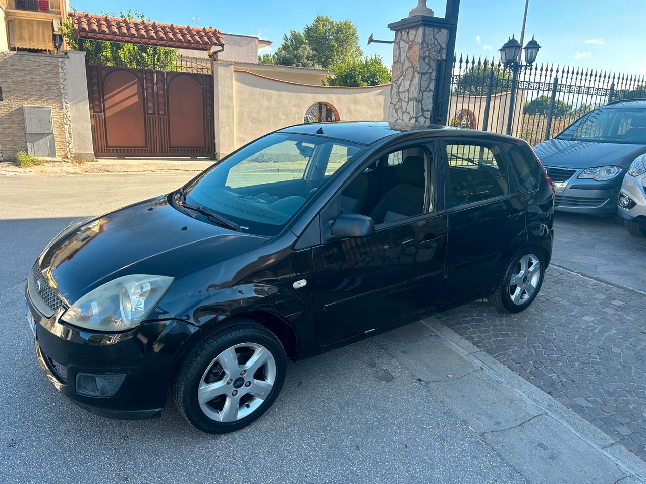 Ford Fiesta 1.4 TDCi 5p. Ghia