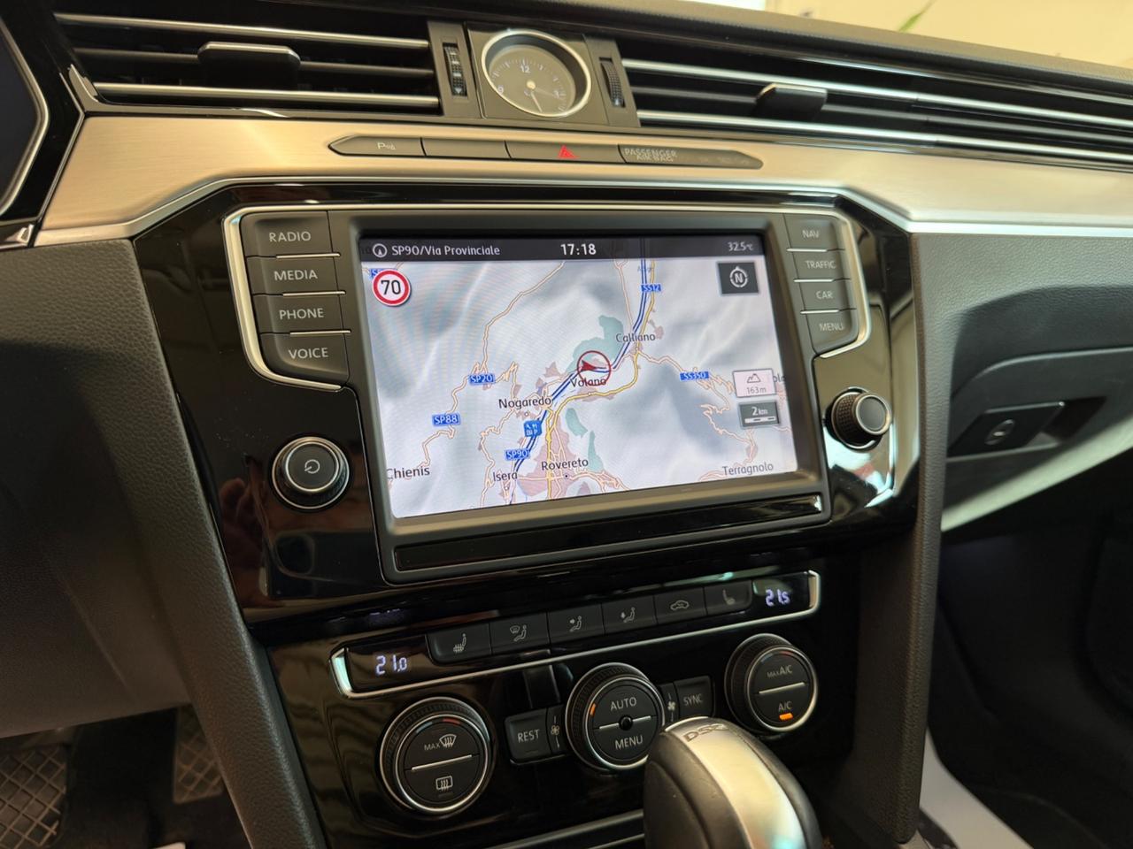 Volkswagen Passat 2.0 TDI DSG Highline BlueM. Tech.