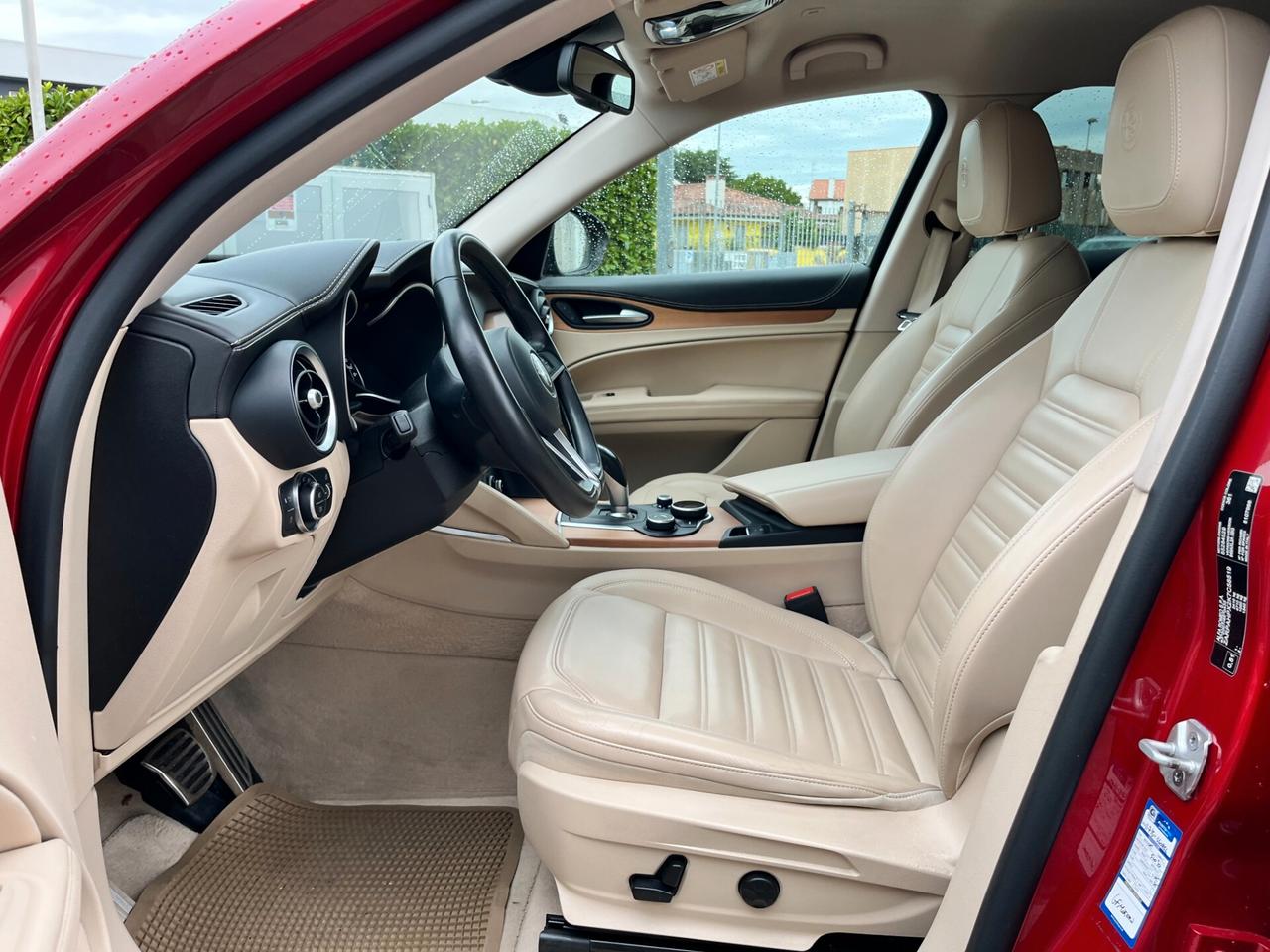 Alfa Romeo Stelvio 2.2 Turbodiesel 210 CV AT8 Q4 Executive