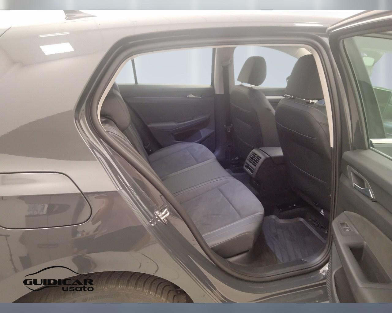VOLKSWAGEN Golf VIII 2024 - Golf 1.5 tsi ehybrid Style 204cv dsg