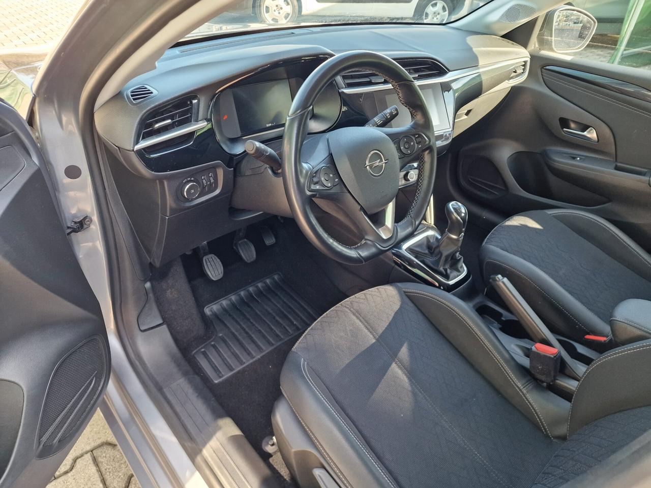 Opel Corsa 1.2 Elegance OK neopatentati