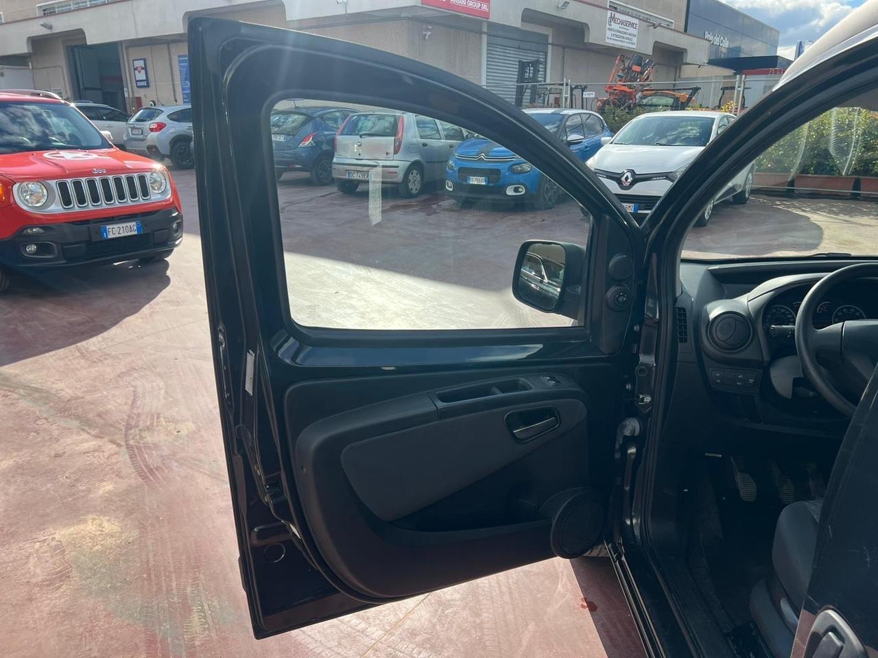 Peugeot Bipper Tepee 1.3 HDi 75 FAP Stop&Start Family