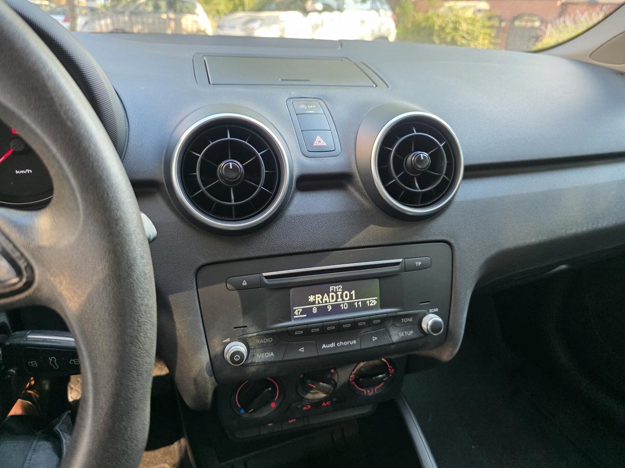 Audi A1 1.4 TDI Attraction