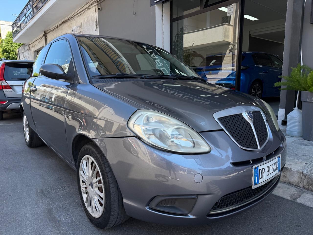 Lancia Ypsilon 1.2 69cv Oro