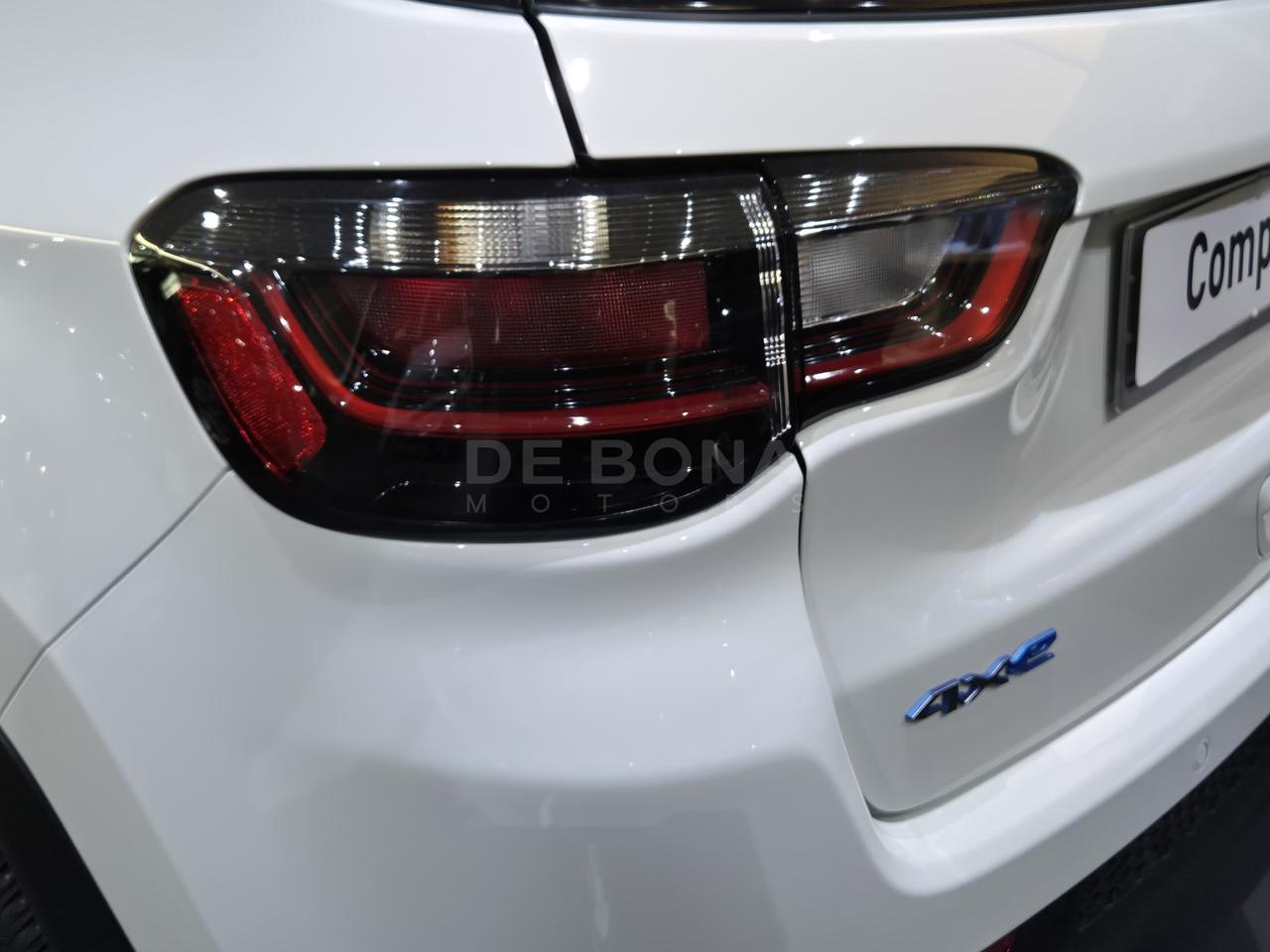 Jeep Compass 1.3 turbo t4 phev trailhawk 4xe auto