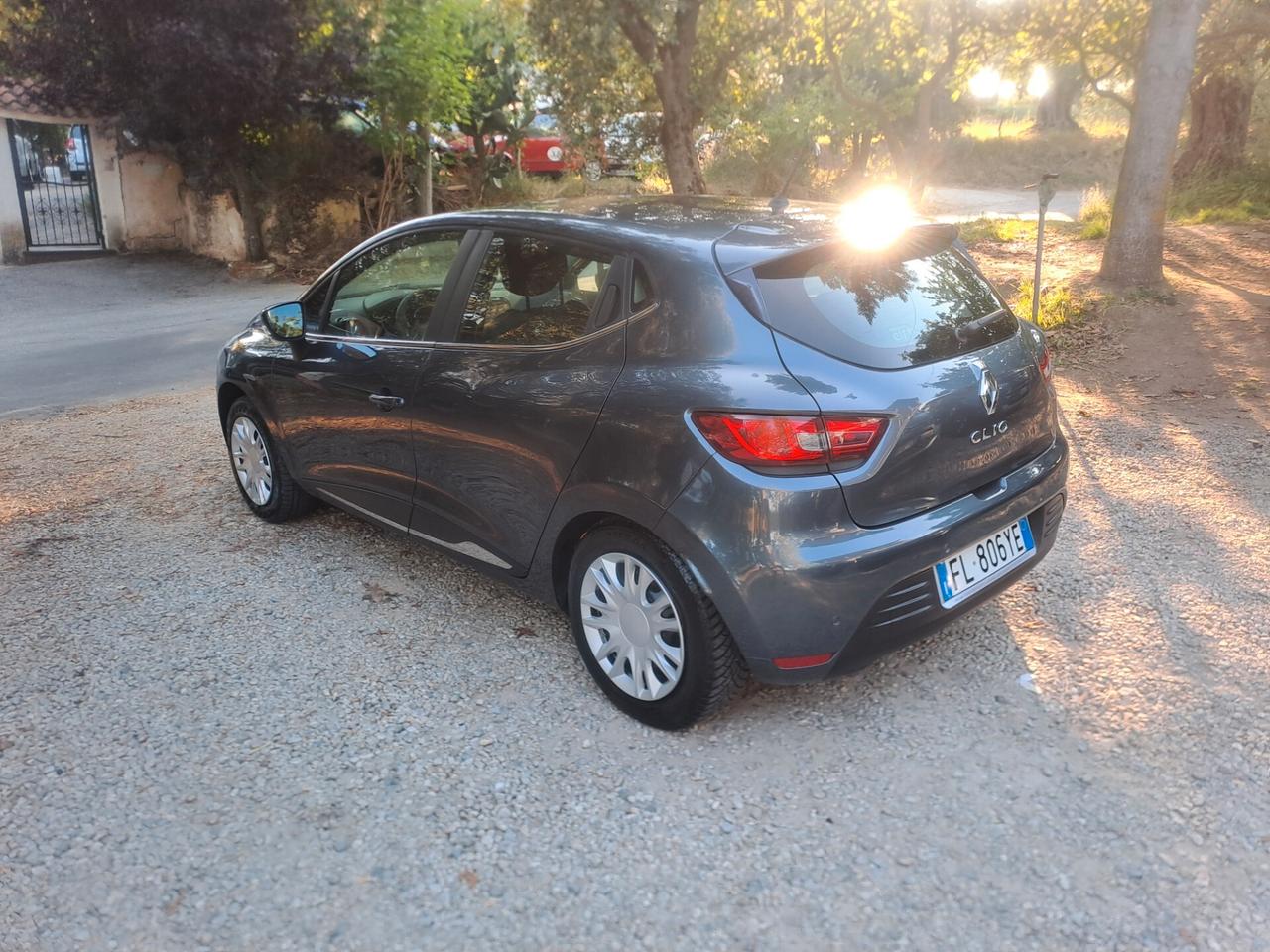 Renault Clio dCi 8V 75 CV Start&Stop 5 porte Energy Duel2