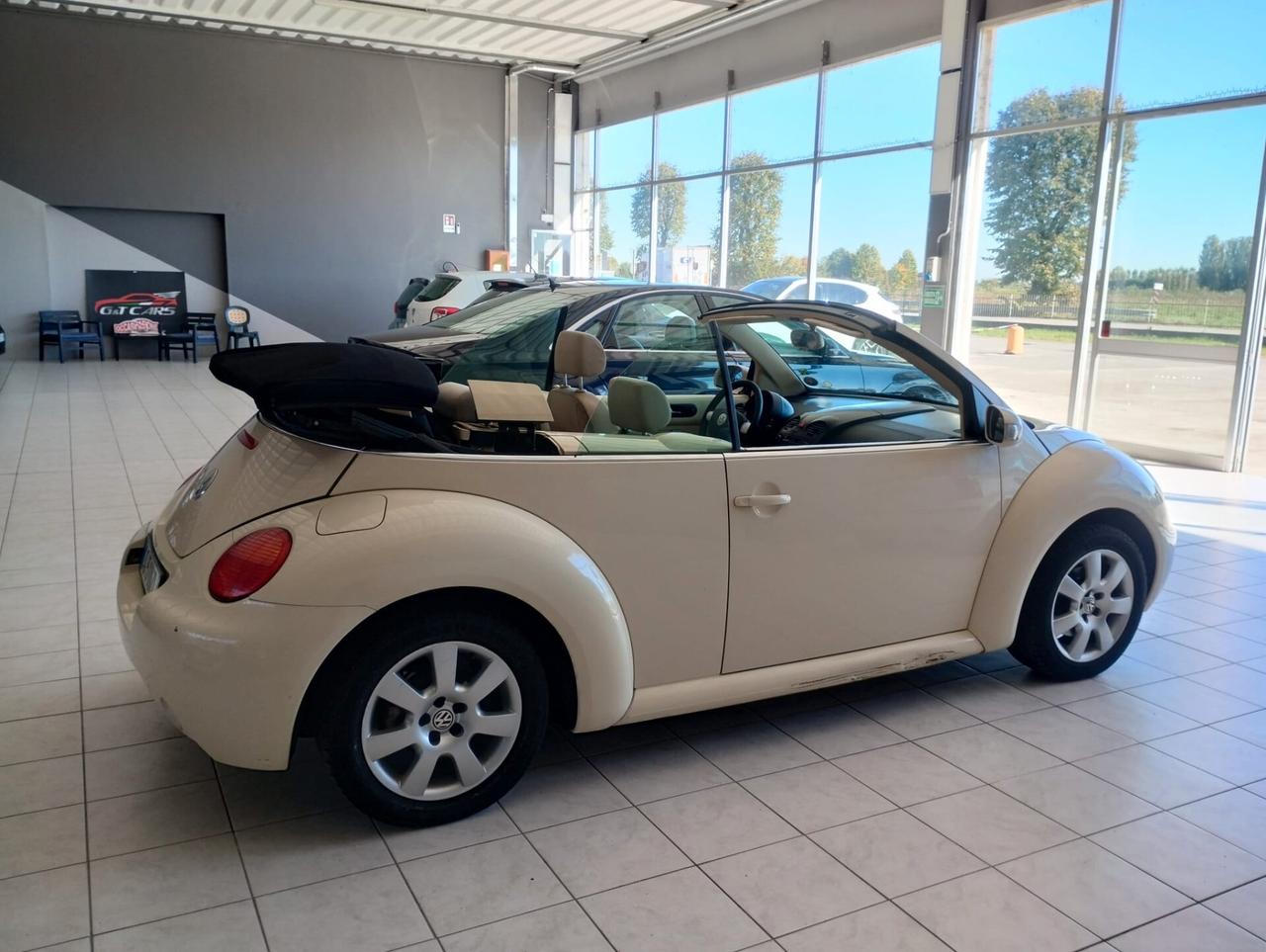 Volkswagen New Beetle 1.6 Cabrio KM 125.300