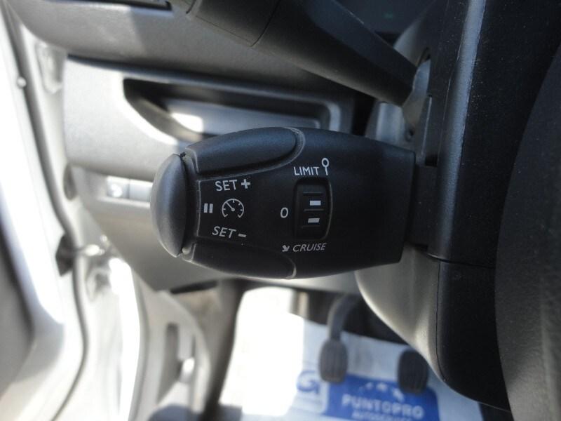 PEUGEOT Expert 4ª serie Expert BlueHDi 100 S&S...