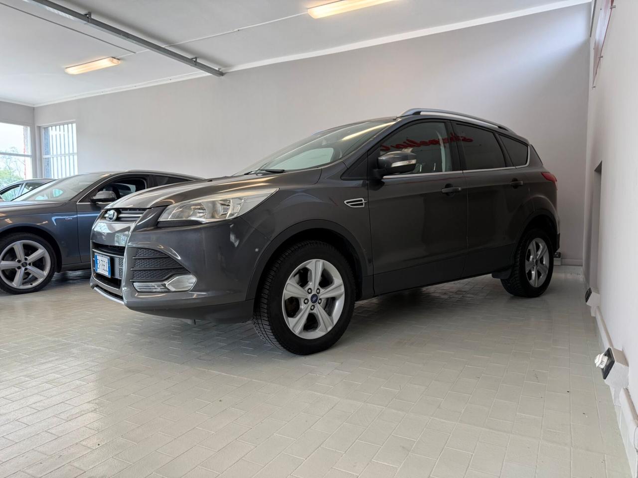 Ford Kuga 2.0 TDCI 115 CV 2WD Titanium NEOPATENTATI E5B
