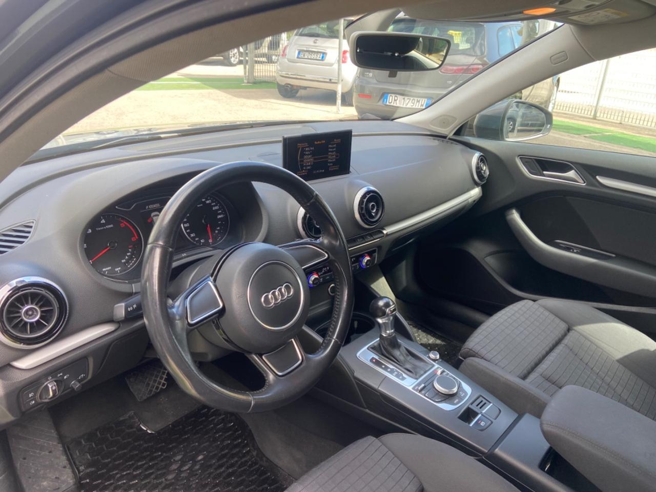 Audi A3 SPB 1.6 TDI diesel S tronic Ambition