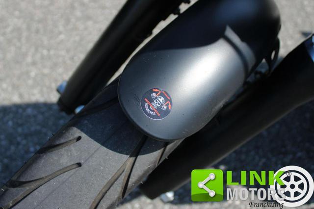 HARLEY-DAVIDSON 1584 Dyna Street Bob FXDB