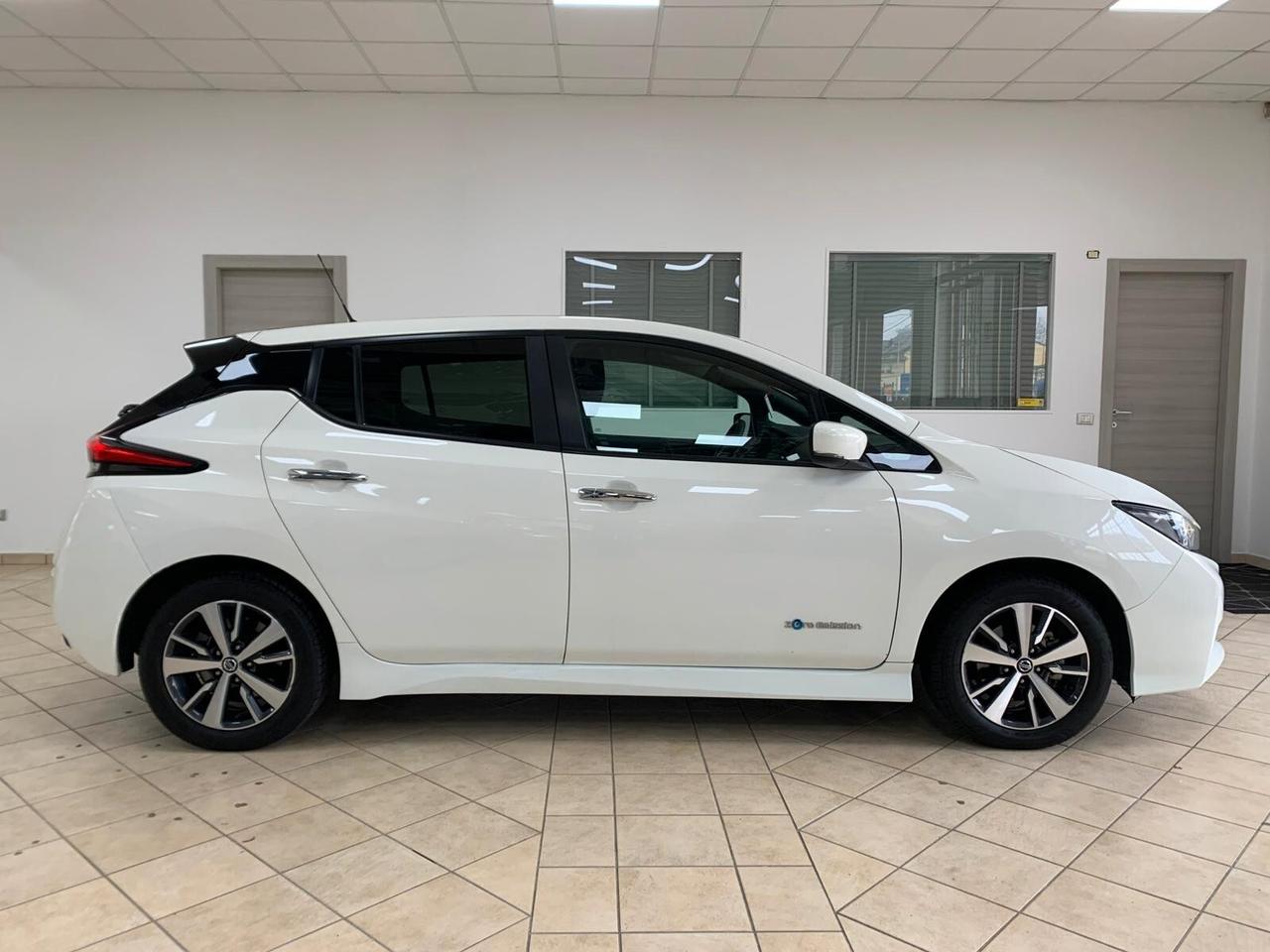 Nissan Leaf Tekna 40kWh 150cv *IVA DEDUCIBILE*
