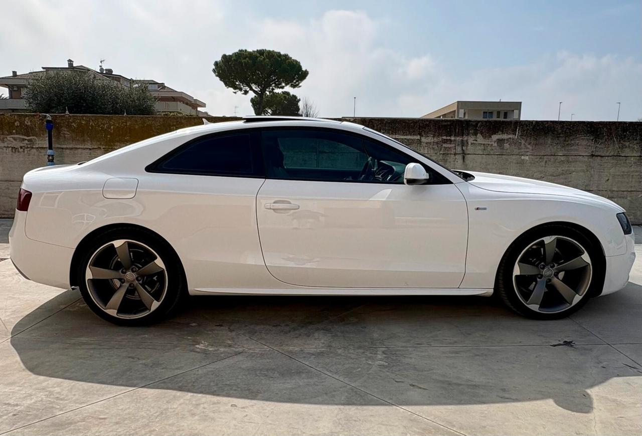 Audi A5 2.0 TDI Quattro S-Tronic S-Line Coupè