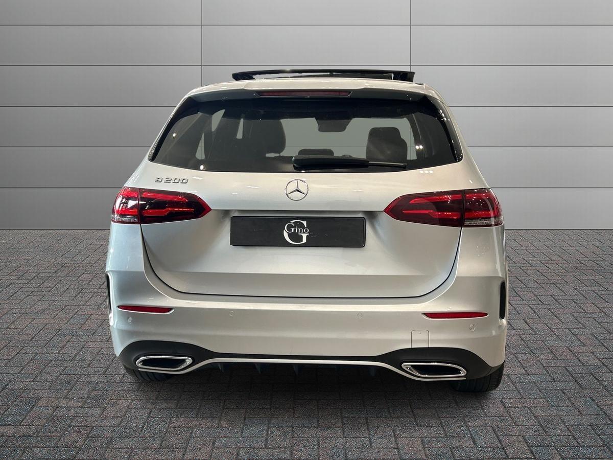 Mercedes-Benz B 200 Premium auto