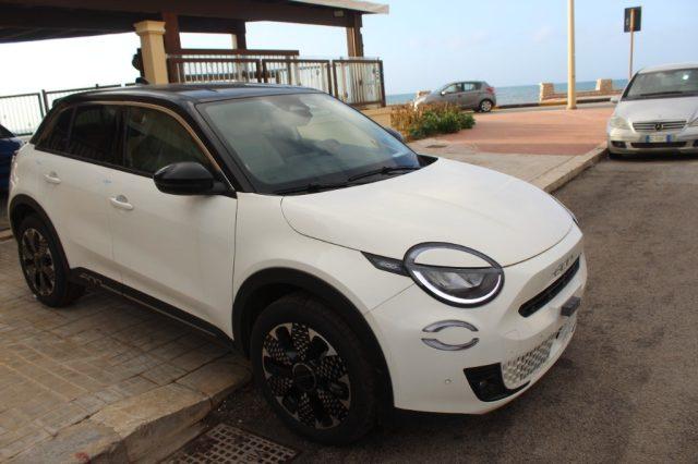 FIAT 600 Hybrid 110 CV DCT MHEV La Prima -KM0