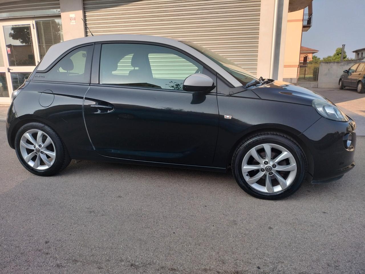 Opel Adam 1.4 87 CV GPL Tech Jam