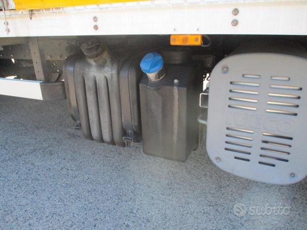 Iveco EUROCARGO 75/18 E5 FURGONE 6M+PEDANA CARICAT