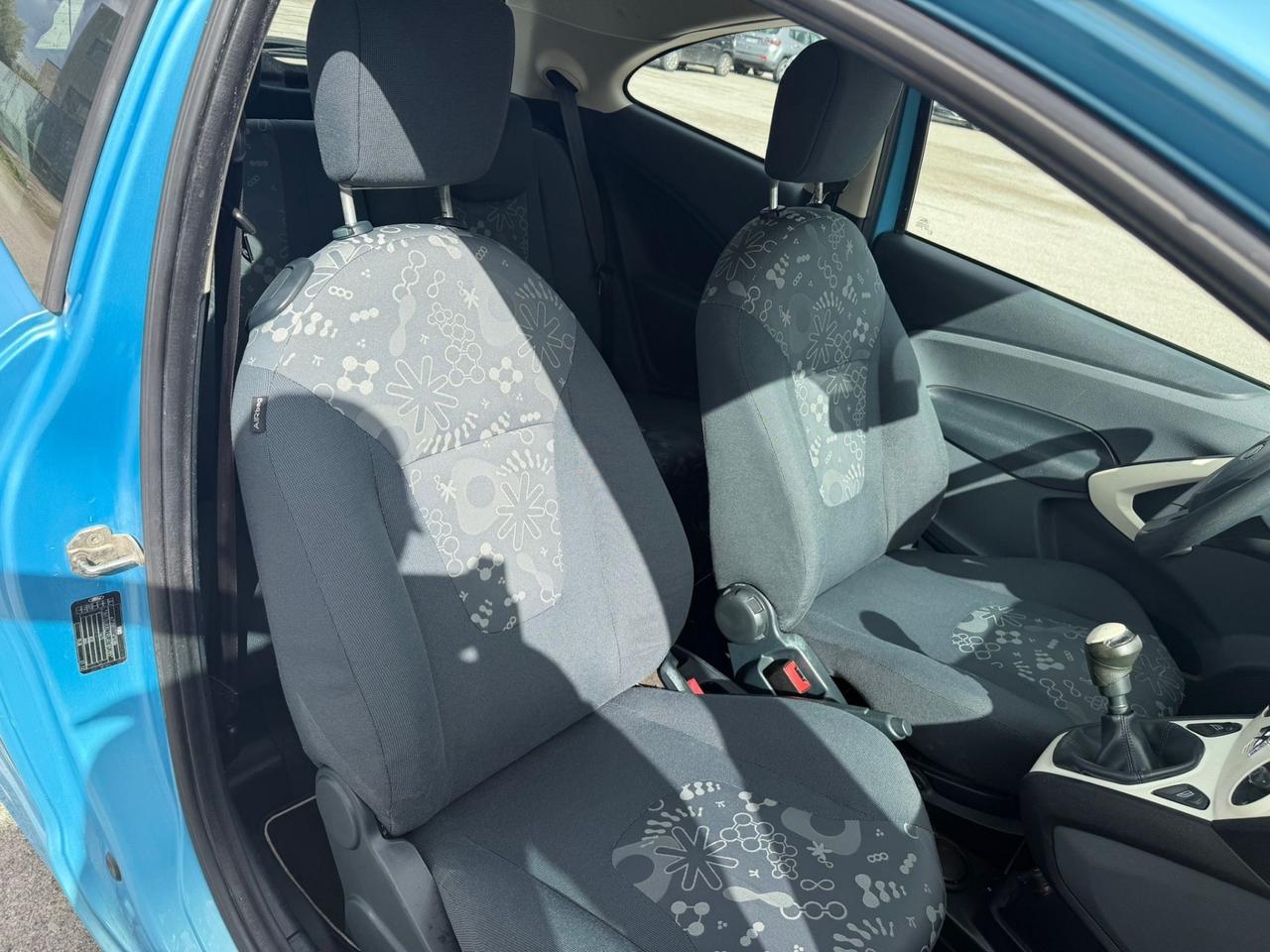 Ford Ka 1.3 TDCi 75CV Titanium