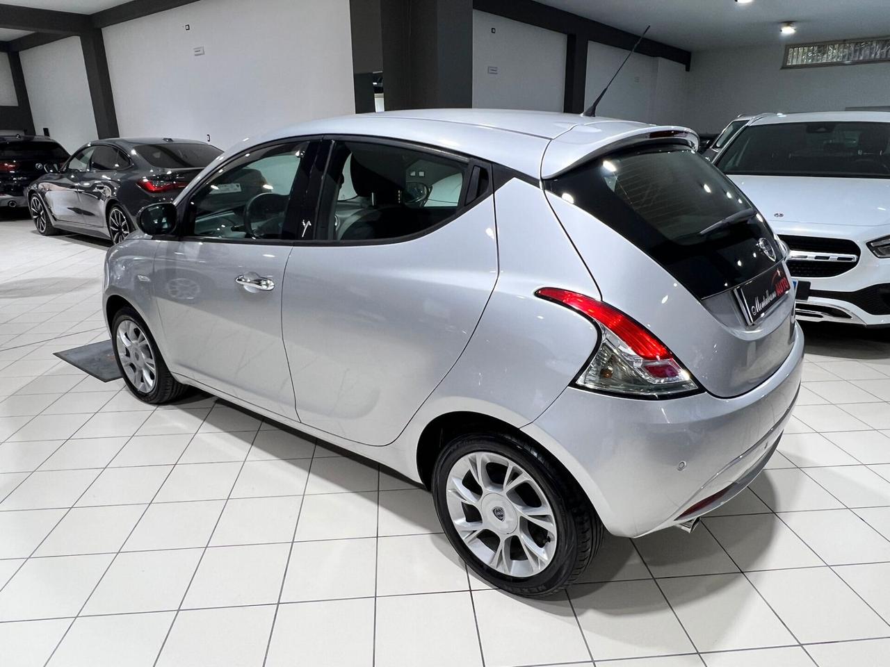 Lancia Ypsilon 1.3 MJT 16V 95 CV 5 porte S&S Gold