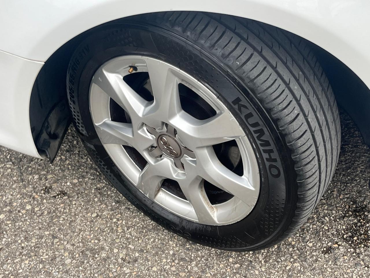 Audi A3 Cabrio 1.6 TDI NEOPATENTATI - 2011