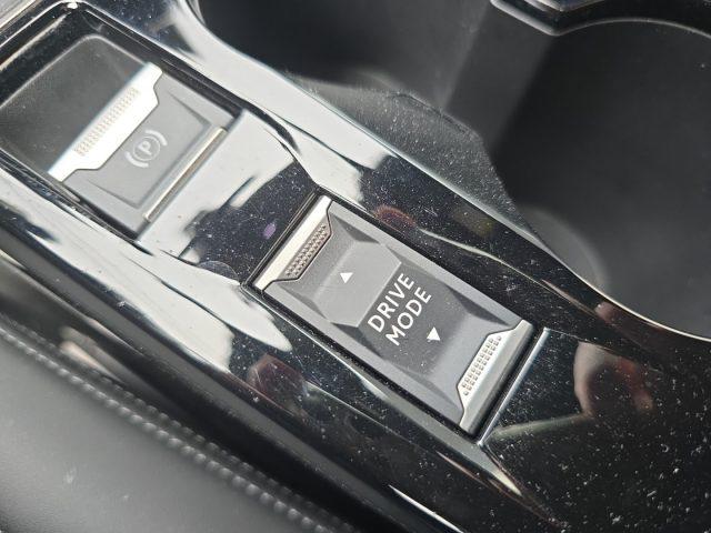 PEUGEOT 2008 PureTech GT Line