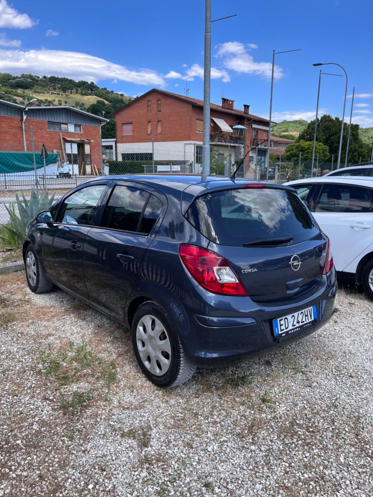 Opel Corsa 1.3 Multijet 2010 NEOPATENTATI