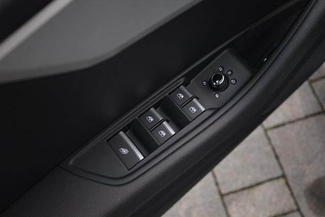 AUDI A5 Cabrio 35 S tronic Business Advanced Prezzo Netto