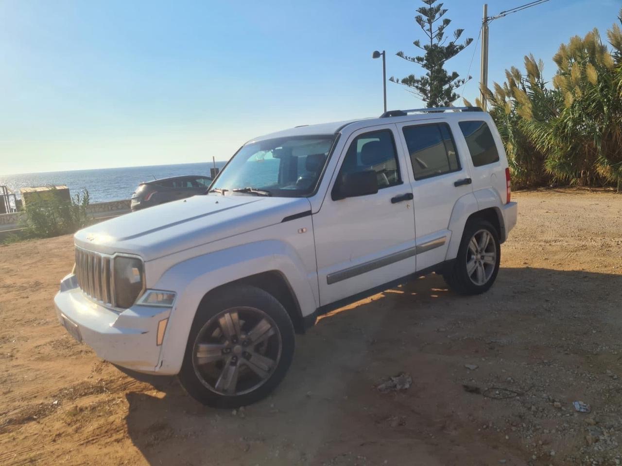 Jeep Cherokee 2.8 CRD DPF Limited Auto