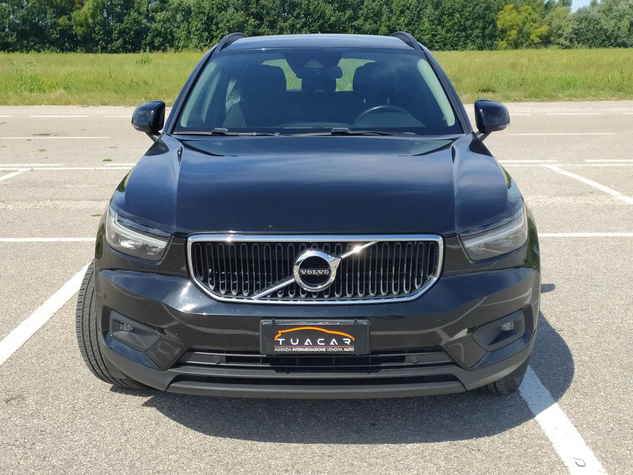 Volvo XC40 Momentum D3 #6463