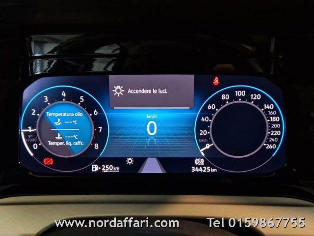 VOLKSWAGEN Golf 1.0 TSI EVO Life 110 cv