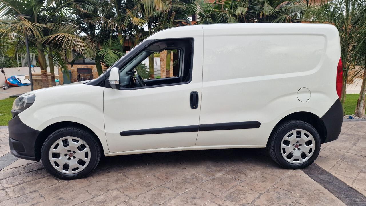 Fiat Doblò 1.4 benzina metano 120CV FULL OPTIONAL