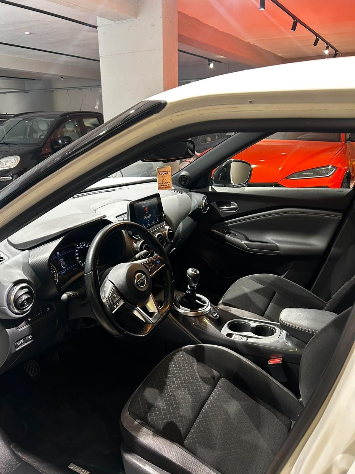 Nissan Juke 1.0 DIG-T 114 CV N-Connecta
