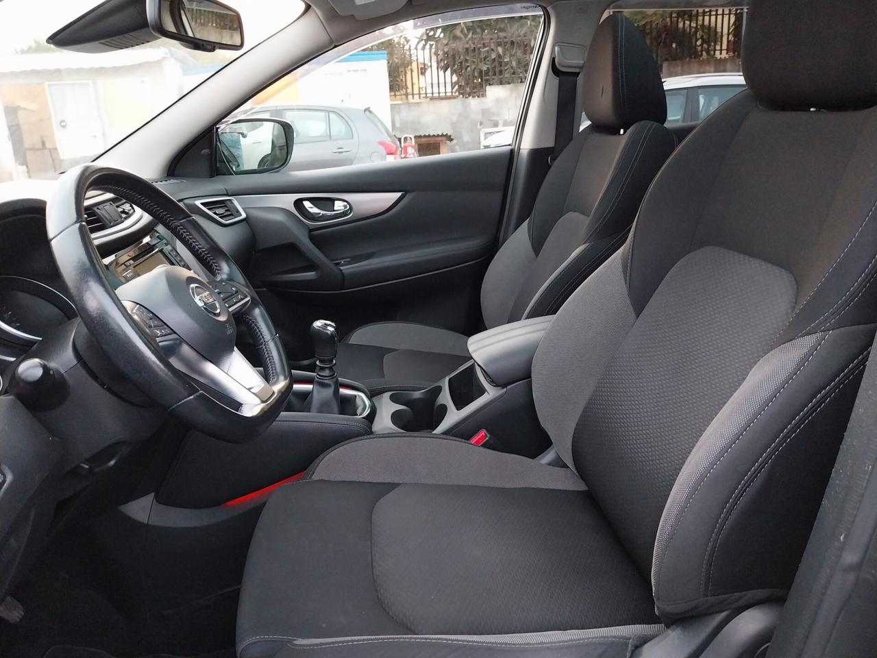 NISSAN QASHQAI 1.5 DIESEL N-CONNECTA SOLO 70.000 KM