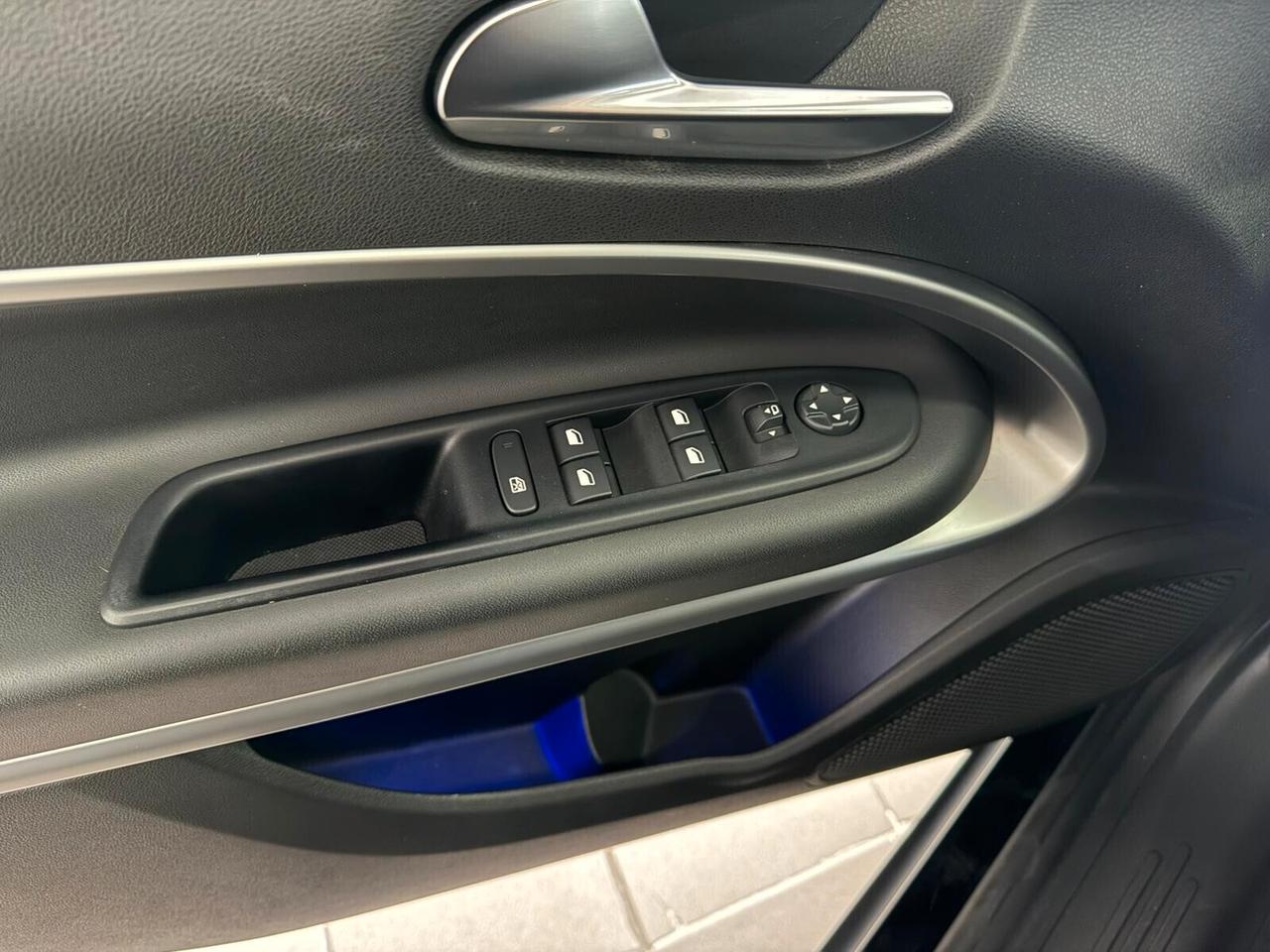 Jeep Avenger 1.2 Turbo 100 CV Summit