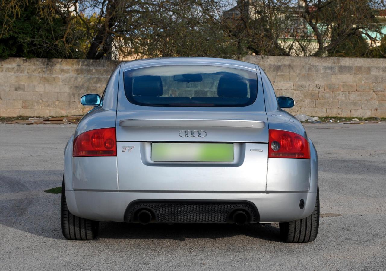 Audi TT Coupé 1.8 179 CV quattro GPL