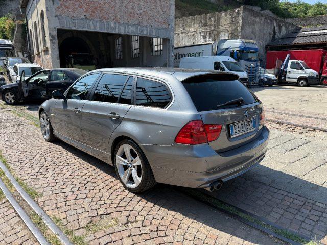BMW 330 d cat xDrive Touring EURO 5A IVA 22%