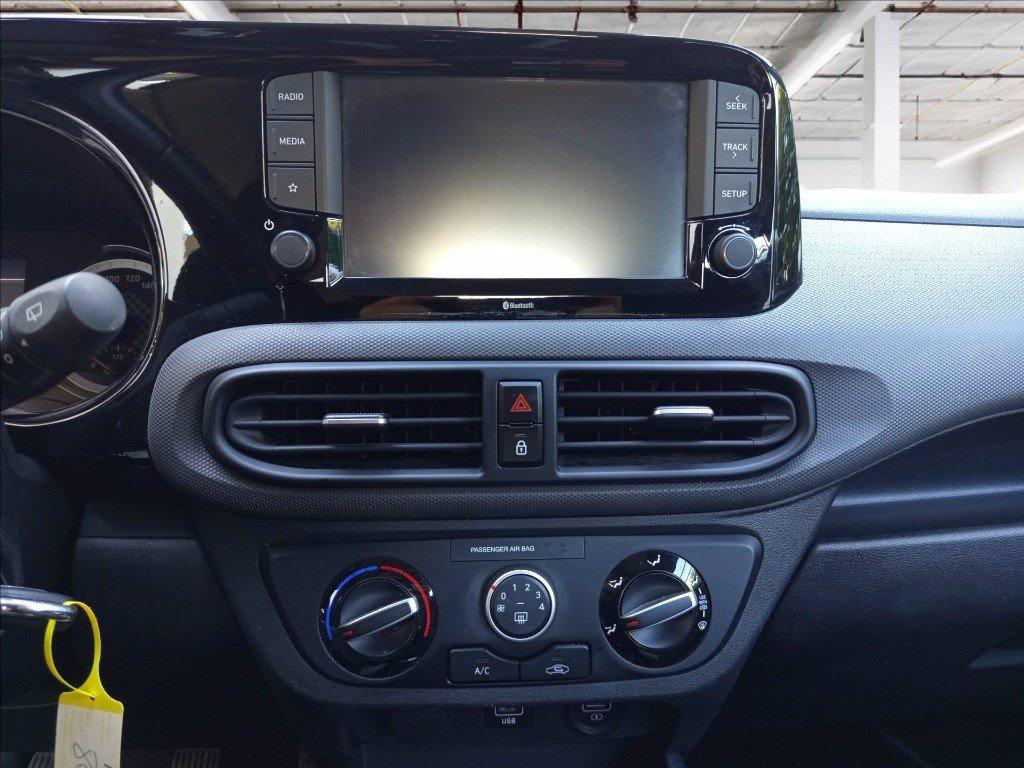 HYUNDAI i10 1.0 mpi Tech del 2023