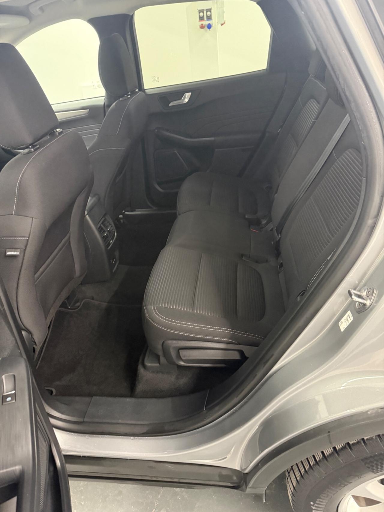 Ford Kuga 2.5 Full Hybrid 190 CV CVT 2WD Titanium Business