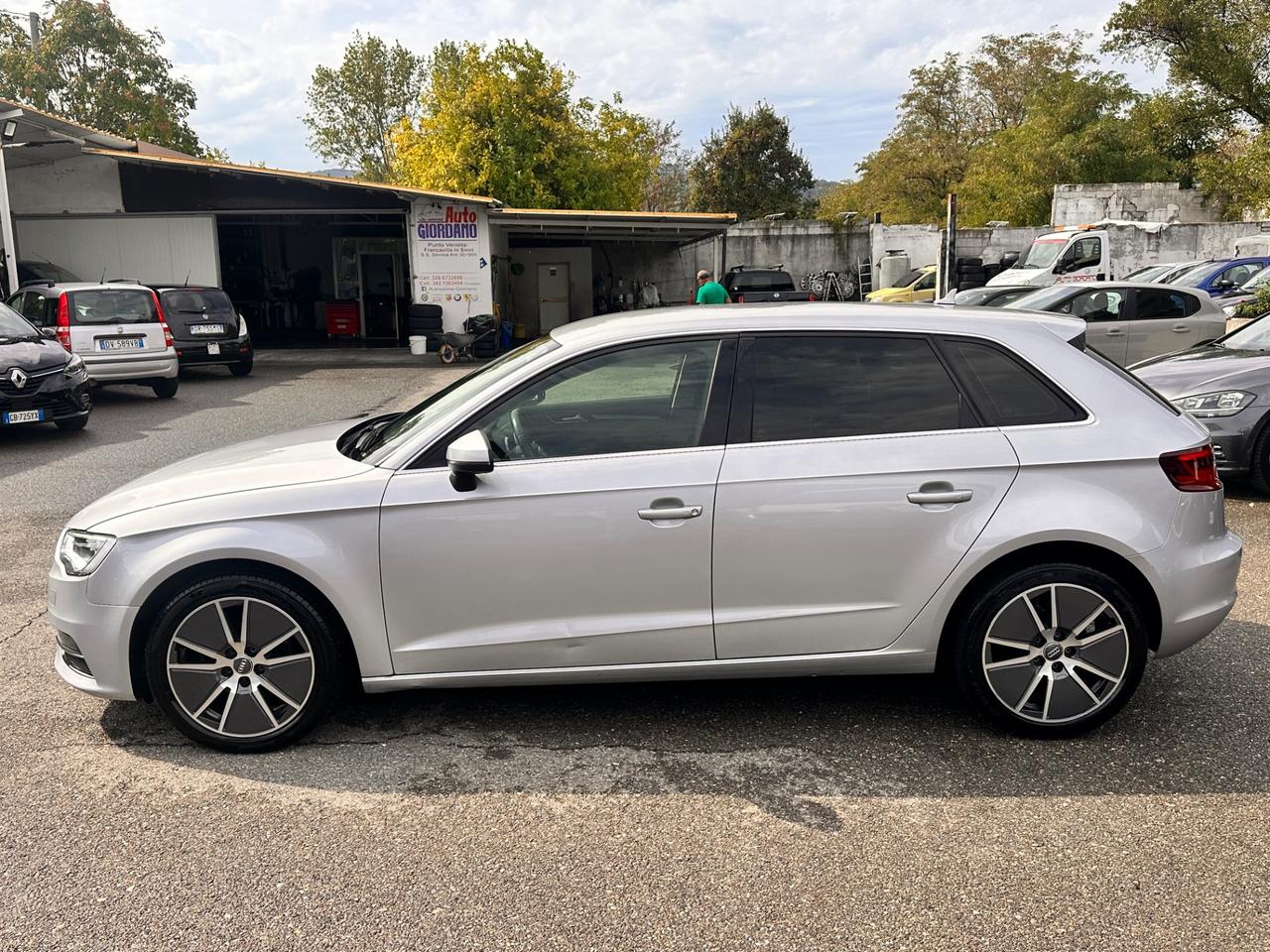 Audi A3 Sportback 1.6 tdi 105 cv S-Tronic