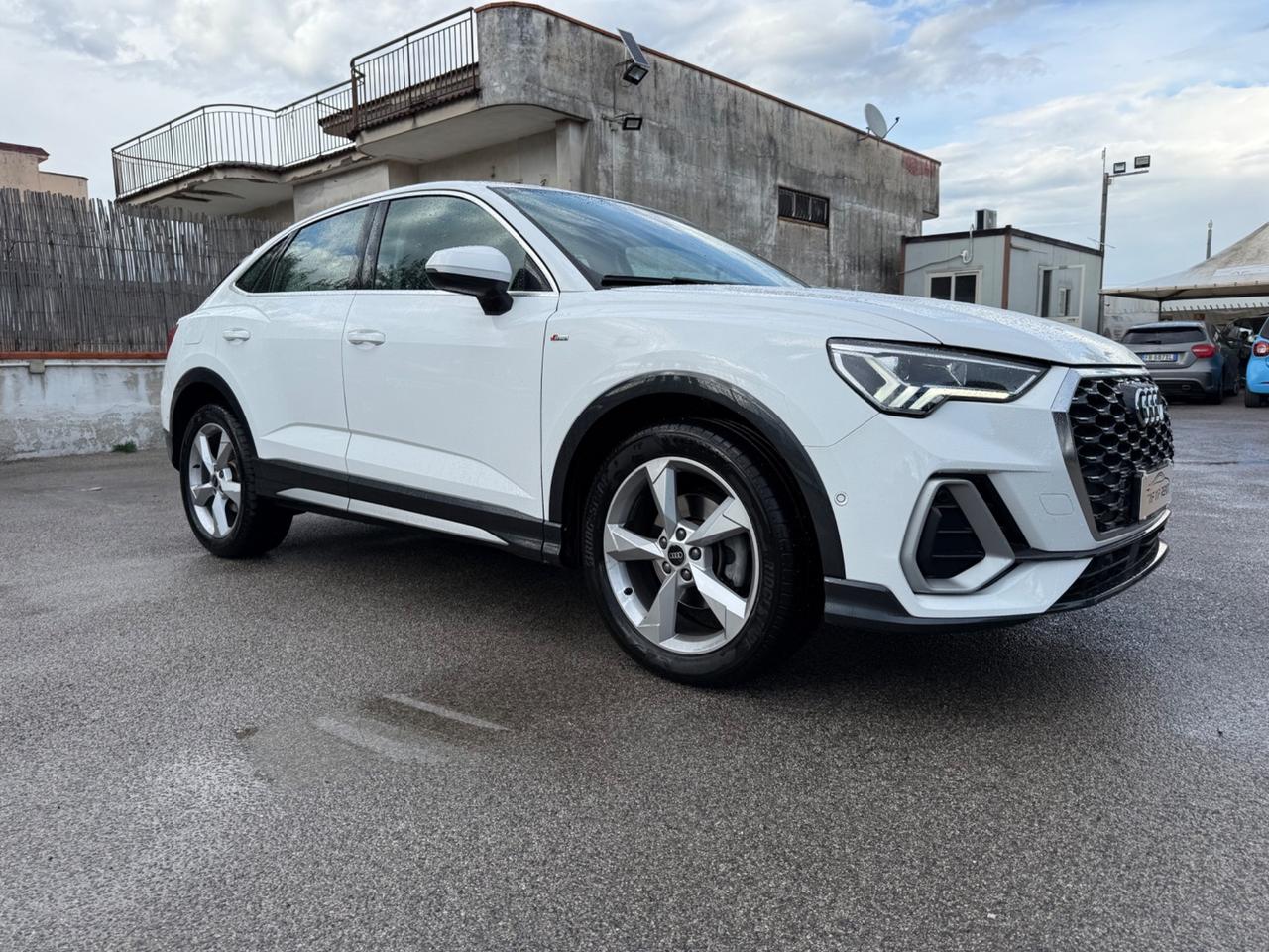 Audi Q3 35 TDI S tronic S line