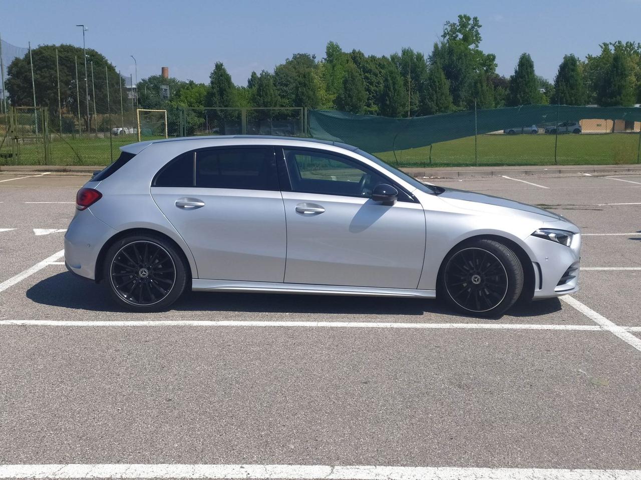 Mercedes-Benz A 200 Premium A 200 D #11611