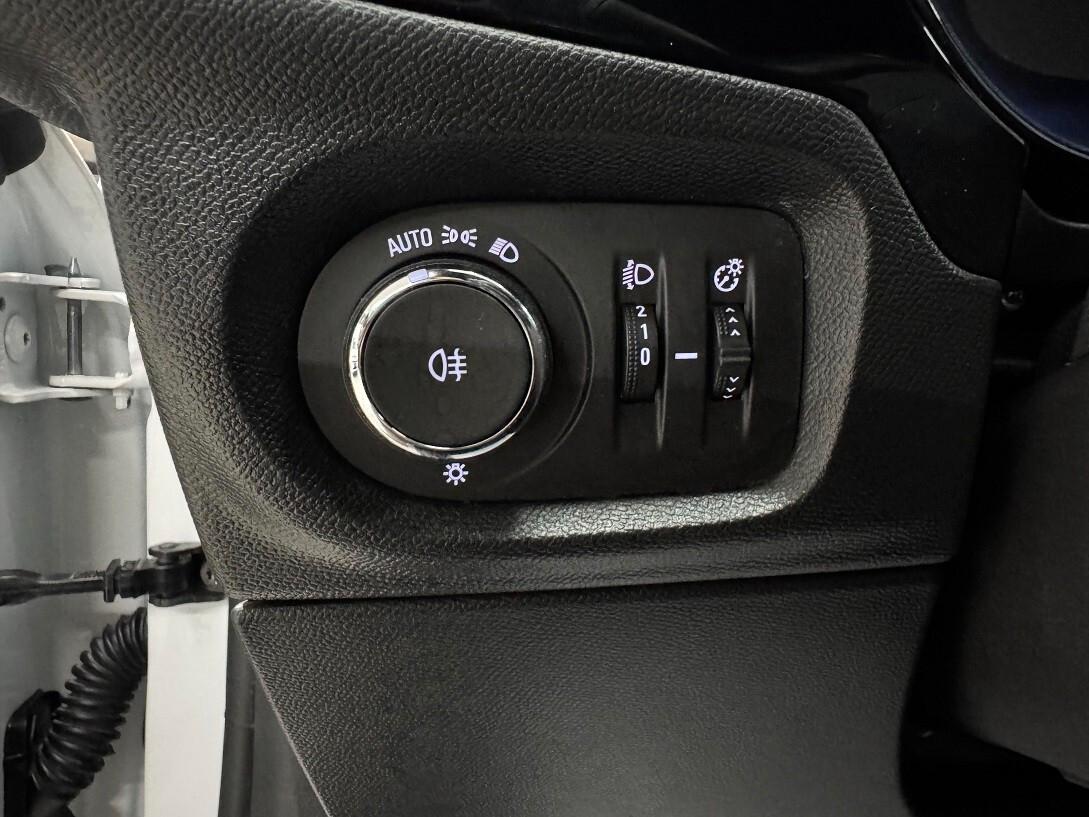Corsa 1.2 GS SUPER BELLA PARI NUOVO