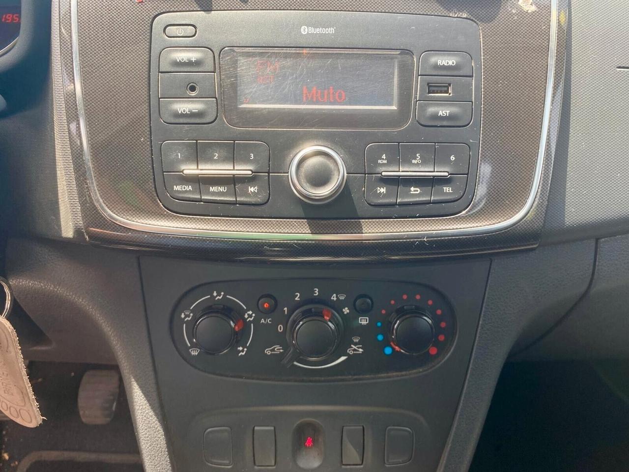 Dacia Sandero 1.5 dCi 8V 75 CV *gancio traino