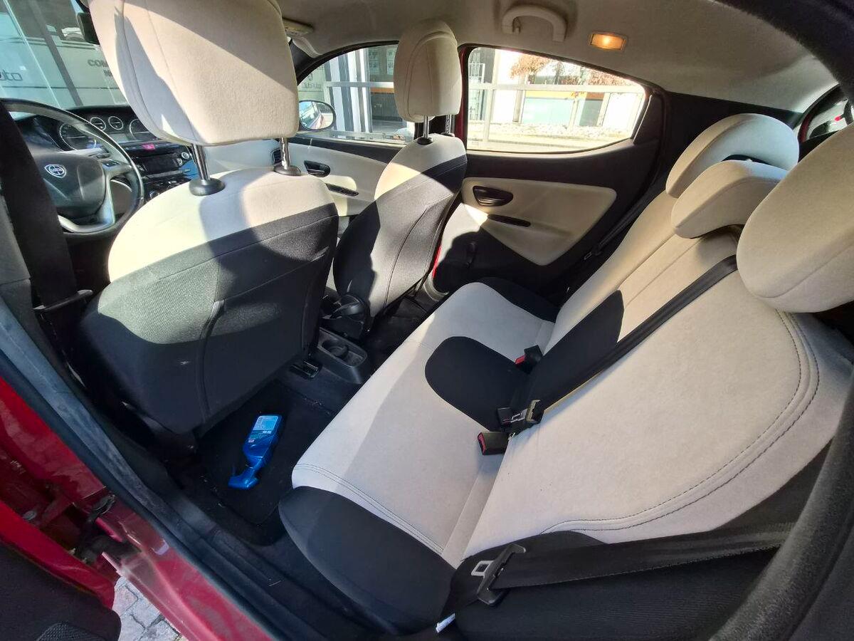 Lancia Ypsilon 1.2 8v Platinum 69cv E6